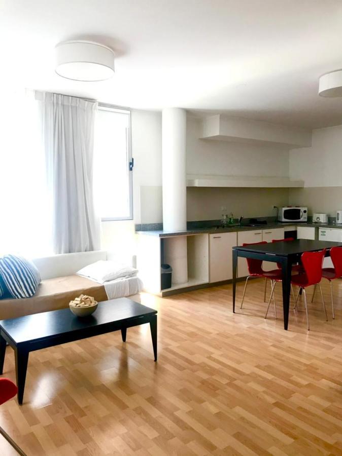 Apartamentos Libertador, Martínez المظهر الخارجي الصورة